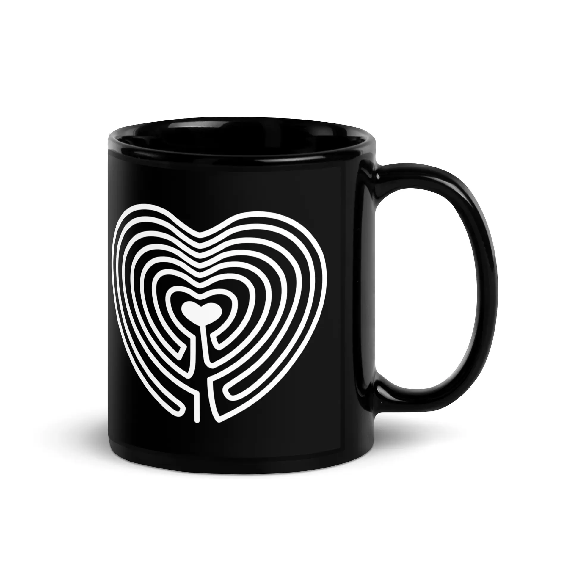 Labyrinth Heart Labyrinth Black Glossy Mug