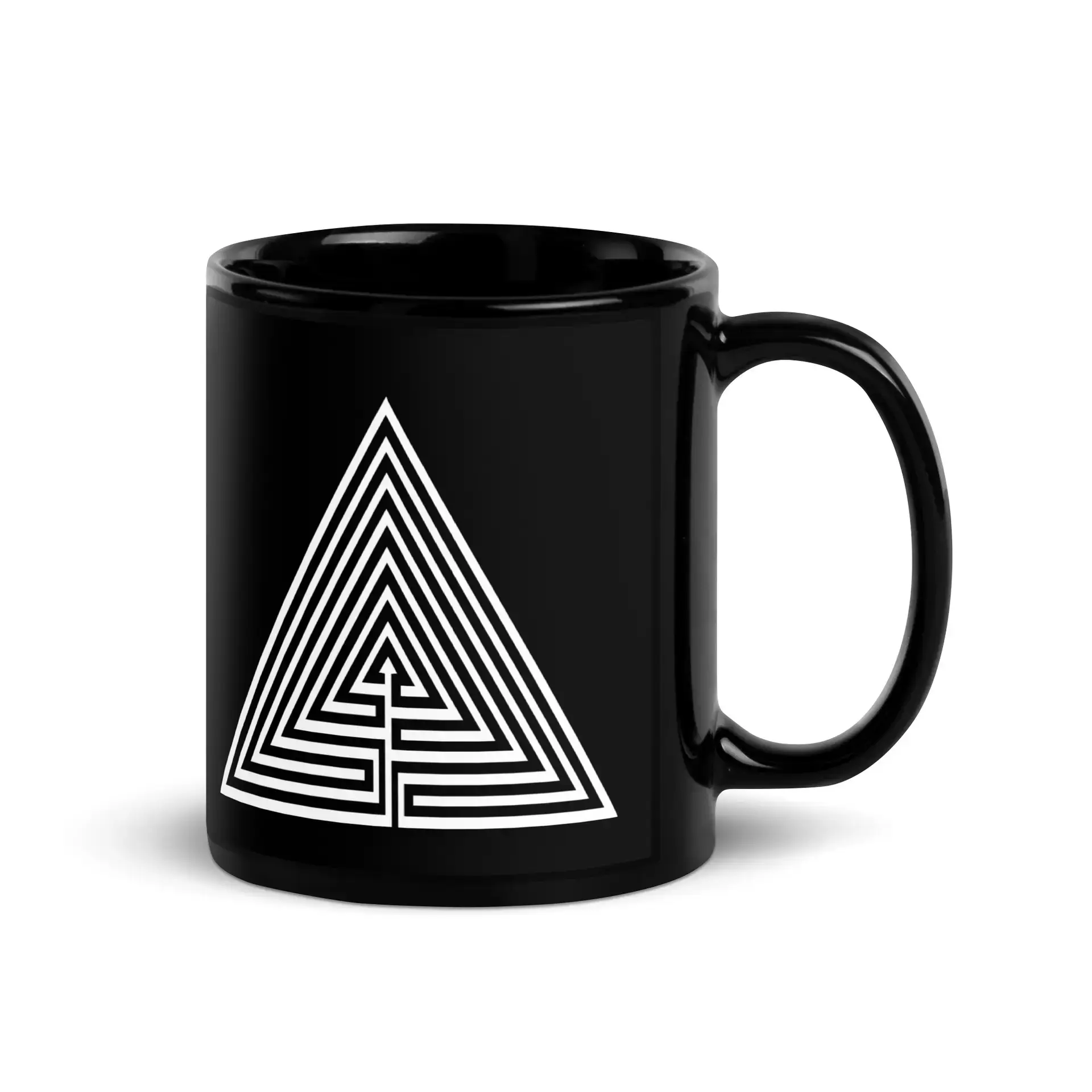 Labyrinth Triangle Labyrinth Black Glossy Mug